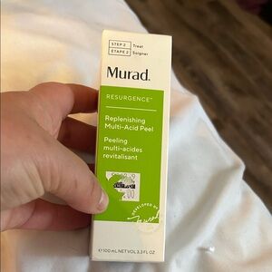 Murad‎ Replenishing Multi-Acid Peel - White and Green